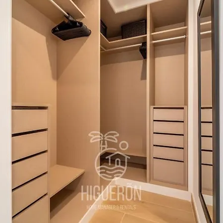 Higueronrentals Mimosa 公寓 *